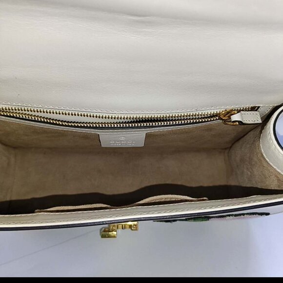 Gucci Ivory Floral Embroidered Leather Small Web Chain Sylvie Shoulder Bag - Picture 6 of 7